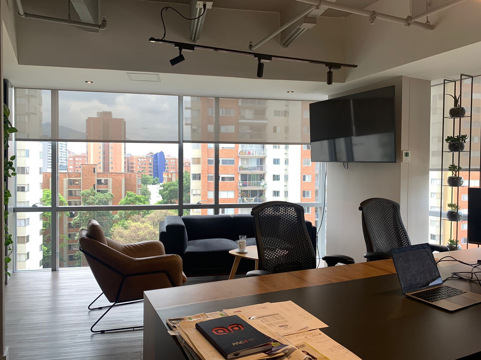 Oficina en venta Antioquia Medellín Santa Maria De Los Angeles 250 m2 Habitaciones 0 Baños 6 Garajes 7 Precio $3400000000