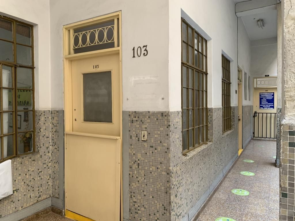 Oficina en arriendo Valle Del Cauca Cali San Pedro 22 m2 Habitaciones 0 Baños 1 Garajes 0 Precio $819000