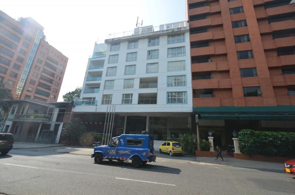 Edificio en venta Valle Del Cauca Cali El Peñón 3658 m2 Habitaciones 20 Baños 20 Garajes 6 Precio $11500000000