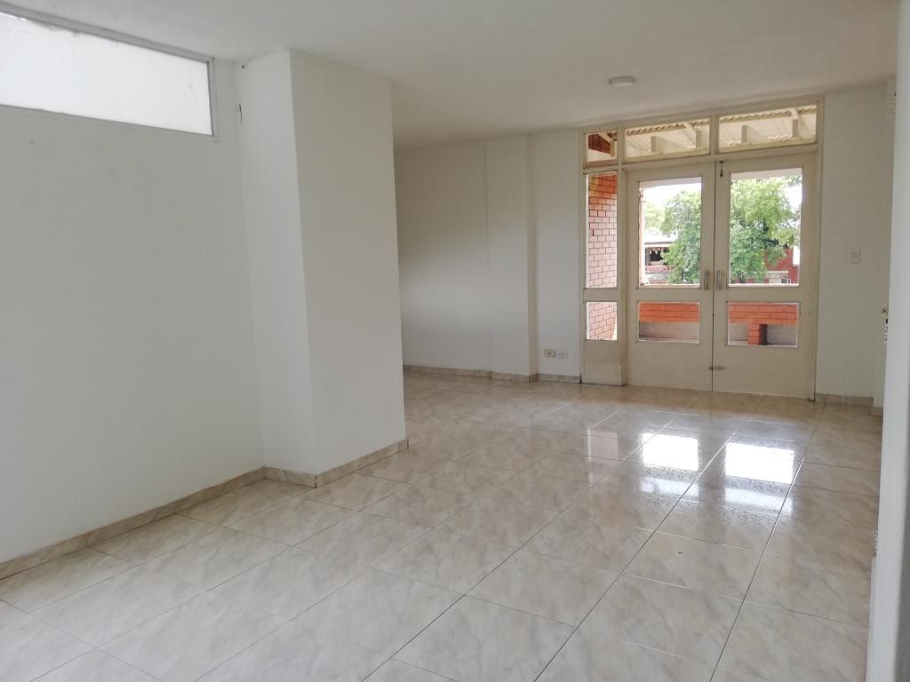 Apartamento en venta Valle Del Cauca Cali San Judas Tadeo I 92 m2 Habitaciones 3 Baños 2 Garajes 1 Precio $320000000