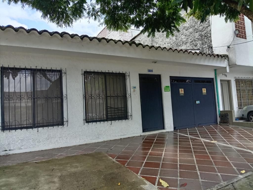 Casa en venta Valle Del Cauca Cali Cañaveralejo - Seguros Patria 220 m2 Habitaciones 4 Baños 4 Garajes 2 Precio $500000000
