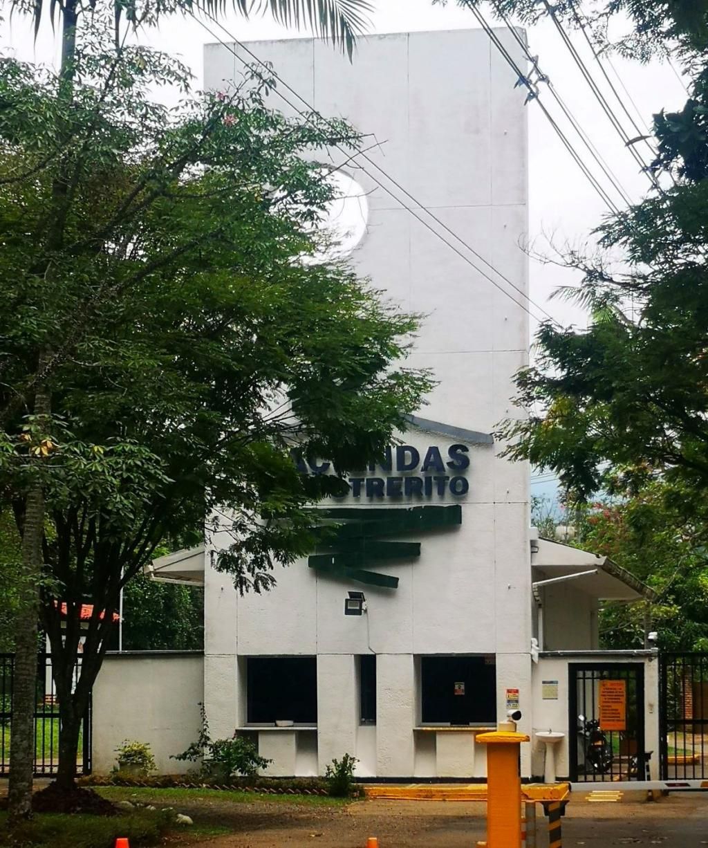 Lote en venta Valle Del Cauca Jamundí Jamundí 1883 m2 Habitaciones 0 Baños 0 Garajes 0 Precio $215000000