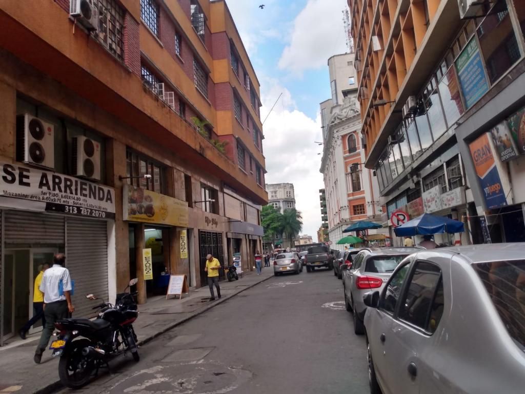 Local en venta Valle Del Cauca Cali San Pedro 259 m2 Habitaciones 0 Baños 2 Garajes 1 Precio $700000000