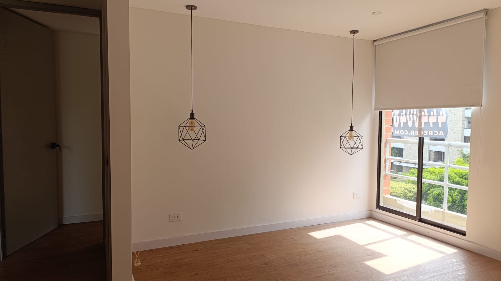 Apartamento en arriendo Antioquia Medellín La Inmaculada 70 m2 Habitaciones 2 Baños 2 Garajes 2 Precio $4300000