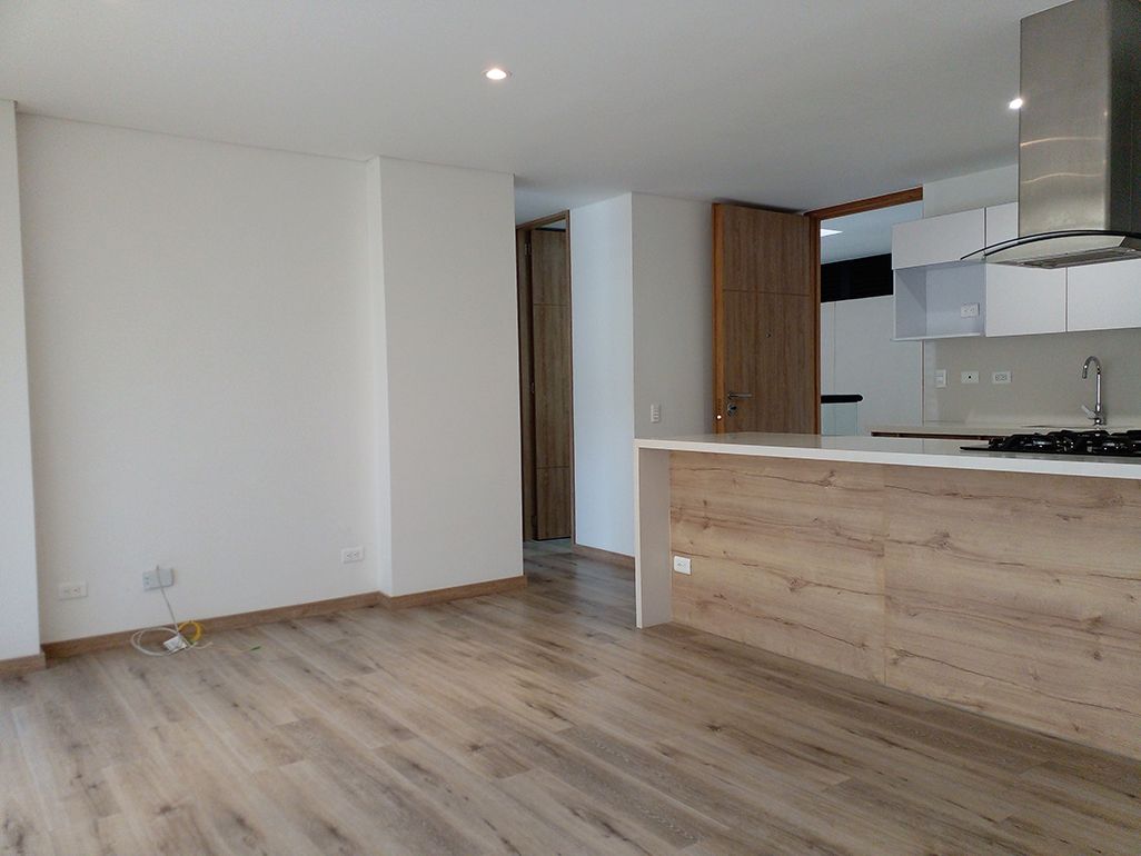 Apartamento en arriendo Antioquia El Retiro El Pino 75 m2 Habitaciones 2 Baños 2 Garajes 2 Precio $3650000