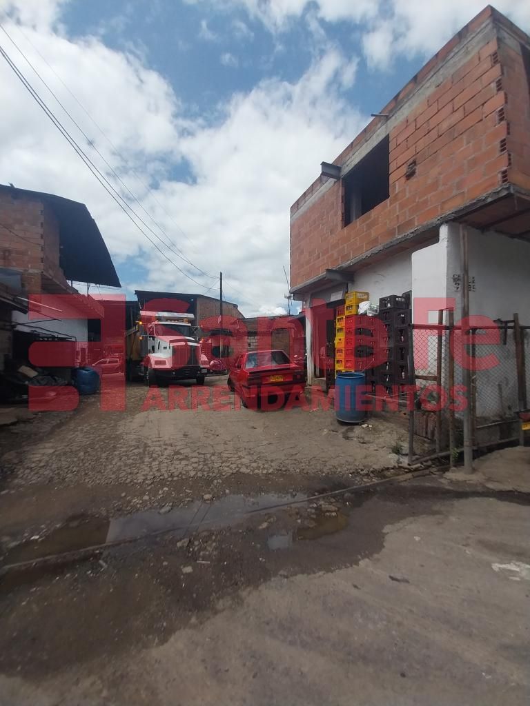 Local en arriendo Antioquia Medellín Ecoparque Cerro El Volador 110 m2 Habitaciones 0 Baños 0 Garajes 1 Precio $2700000