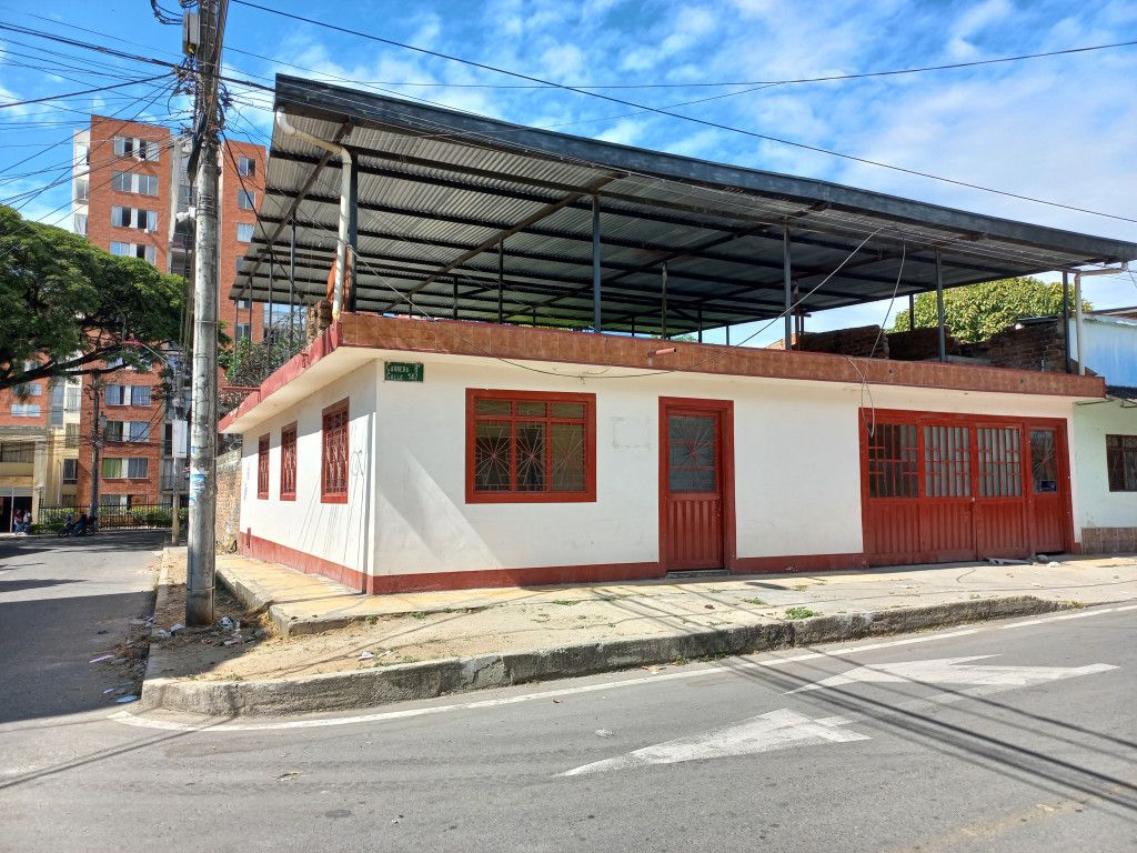 Casa en venta Tolima Ibagué Nn 253 m2 Habitaciones 3 Baños 2 Garajes 1 Precio $600000000