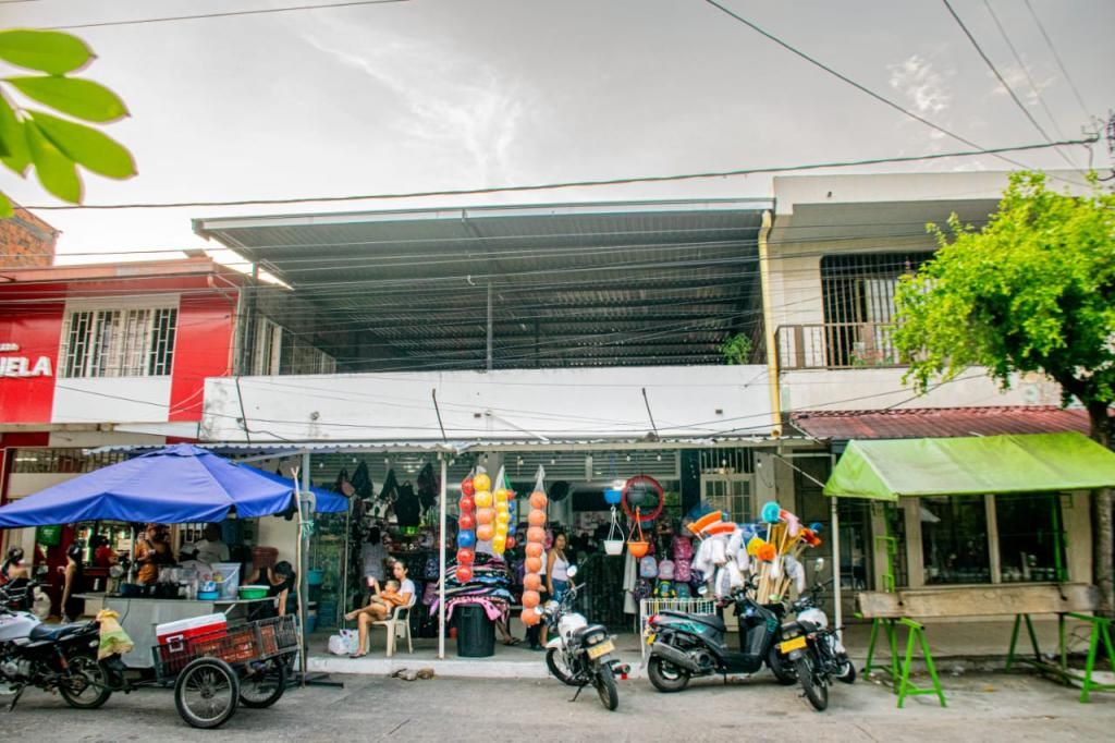 Local en venta Tolima Lérida Lérida 192 m2 Habitaciones 0 Baños 2 Garajes 0 Precio $800000000