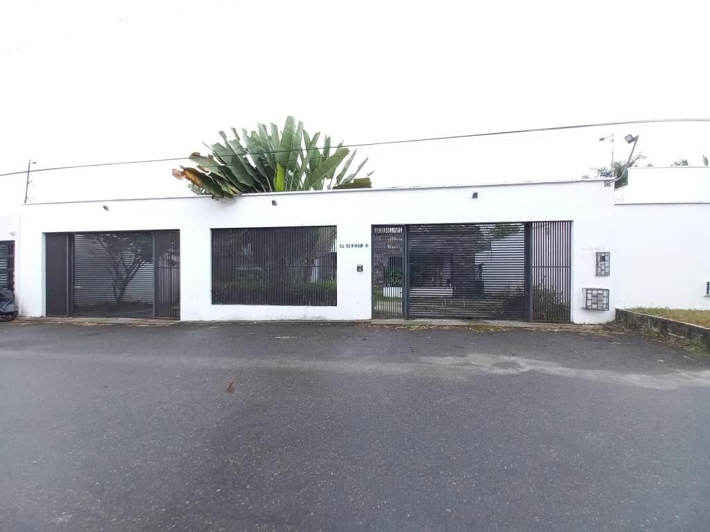 Casa en venta Tolima Ibagué Los Remansos La Tablita 265 m2 Habitaciones 3 Baños 4 Garajes 2 Precio $1000000000