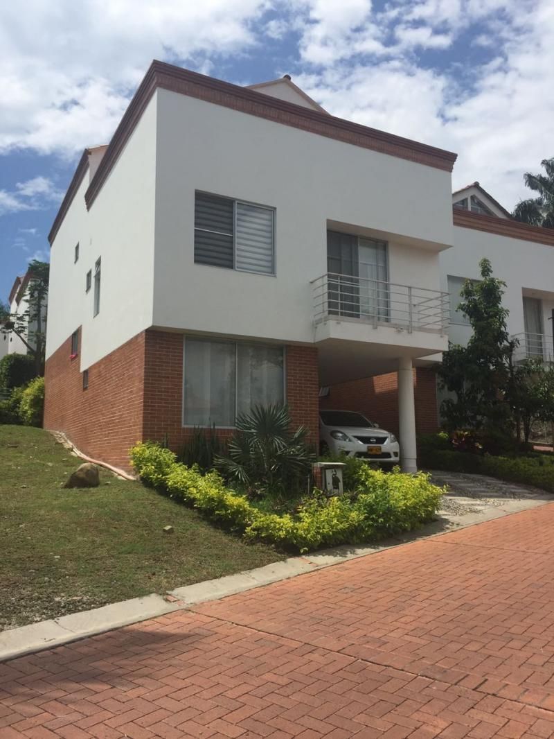 Casa en venta Tolima Ibagué Cn Campestre Los Lagos 350 m2 Habitaciones 5 Baños 5 Garajes 4 Precio $1350000000