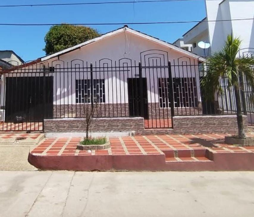 Casa en venta Atlántico Barranquilla Olaya Herrera 352 m2 Habitaciones 5 Baños 2 Garajes 2 Precio $490000000