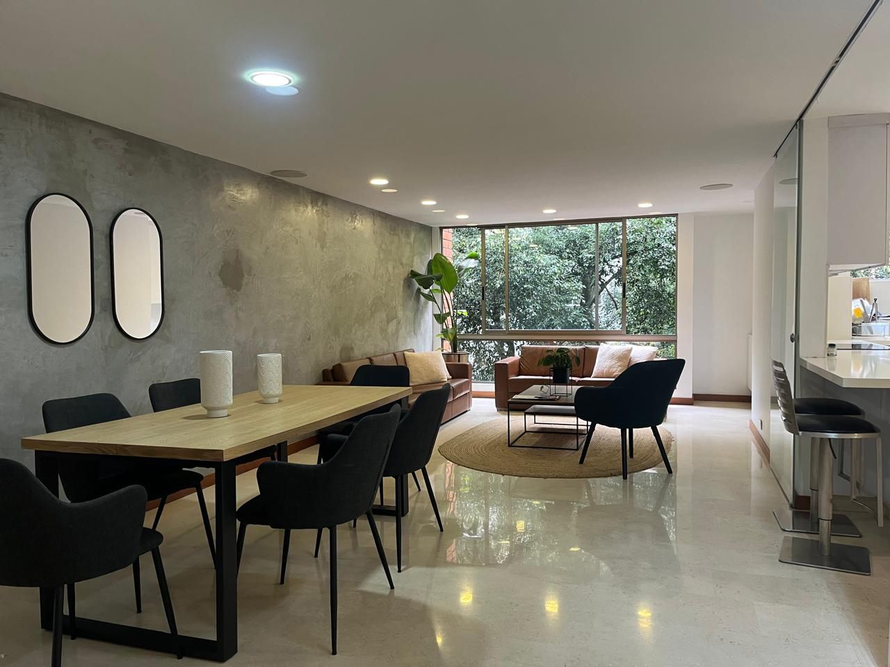 Apartamento en arriendo Antioquia Medellín La Florida 155 m2 Habitaciones 3 Baños 4 Garajes 4 Precio $7300000