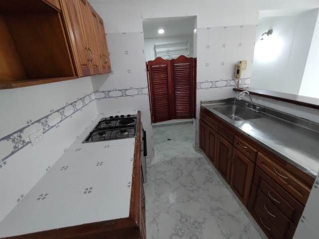 Apartamento en arriendo o venta Antioquia Medellín San Diego 74 m2 Habitaciones 3 Baños 2 Garajes 2 Precio venta $450000000 Precio arriendo $2600000
