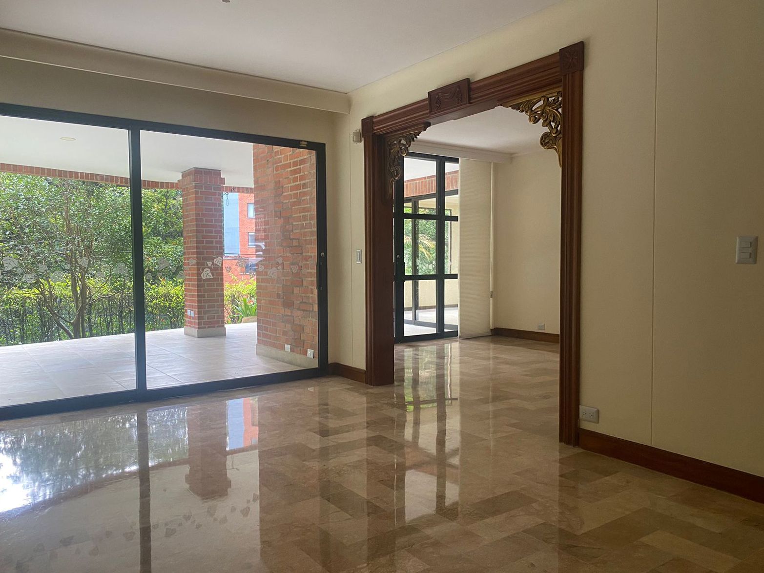 Casa en arriendo Antioquia Envigado Alto De Misael 350 m2 Habitaciones 5 Baños 13 Garajes 5 Precio $9650000