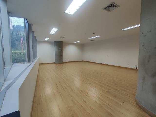 Oficina en arriendo o venta Antioquia Medellín El Poblado 62 m2 Habitaciones 0 Baños 0 Garajes 7 Precio venta $700000000 Precio arriendo $5500000