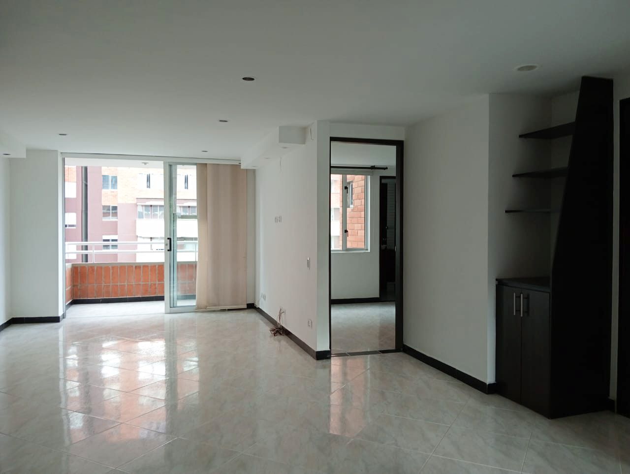 Apartamento en arriendo Antioquia Medellín Calasanz 89 m2 Habitaciones 3 Baños 2 Garajes 2 Precio $2600000