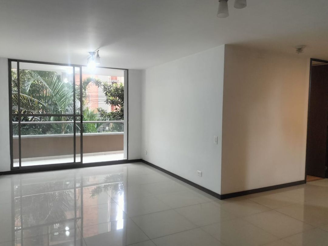 Apartamento en venta Antioquia Envigado San Rafael 86 m2 Habitaciones 3 Baños 2 Garajes 2 Precio $650000000