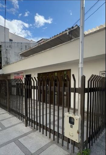 Casa en venta Huila Neiva Quirinal 240 m2 Habitaciones 6 Baños 6 Garajes 0 Precio $780000000
