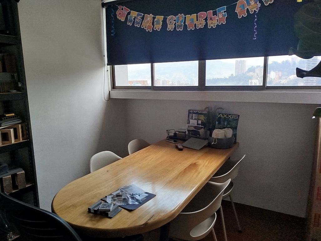 Oficina en arriendo Antioquia Medellín El Tesoro 68 m2 Habitaciones 0 Baños 2 Garajes 2 Precio $4700000