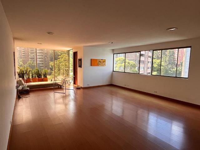 Oficina en venta Antioquia Medellín El Poblado 54 m2 Habitaciones 0 Baños 2 Garajes 2 Precio $450000000