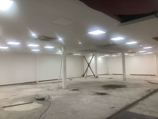 Oficina en arriendo o venta Antioquia Bello Centro 3671 m2 Habitaciones 0 Baños 13 Garajes 1 Precio venta $10000000000 Precio arriendo $50000000