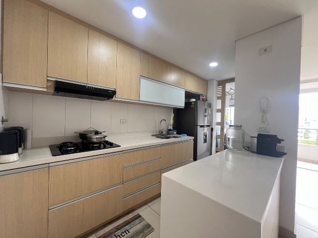 Apartamento en arriendo Antioquia Envigado El Esmeraldal 64 m2 Habitaciones 2 Baños 2 Garajes 2 Precio $3500000