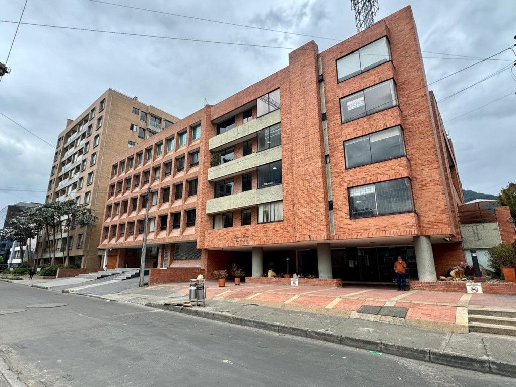 Oficina en venta Cundinamarca Bogotá Chicó Norte 57 m2 Habitaciones 0 Baños 2 Garajes 2 Precio $345000000