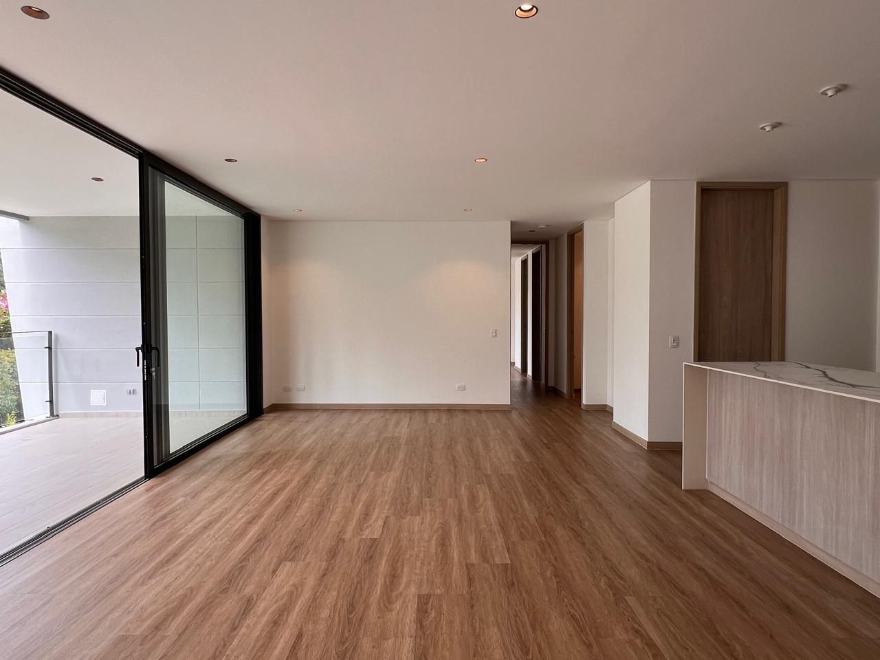 Apartamento en arriendo Antioquia Rionegro Llanogrande 110 m2 Habitaciones 2 Baños 4 Garajes 3 Precio $6700000
