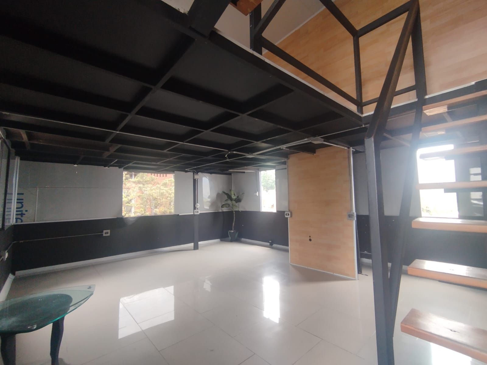 Apartamento en arriendo Antioquia Medellín Simesa 130 m2 Habitaciones 1 Baños 2 Garajes 0 Precio $3800000