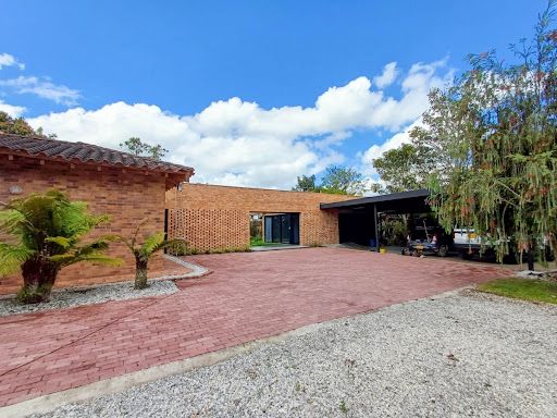 Finca en arriendo Antioquia Rionegro Rionegro 600 m2 Habitaciones 3 Baños 15 Garajes 4 Precio $20000000