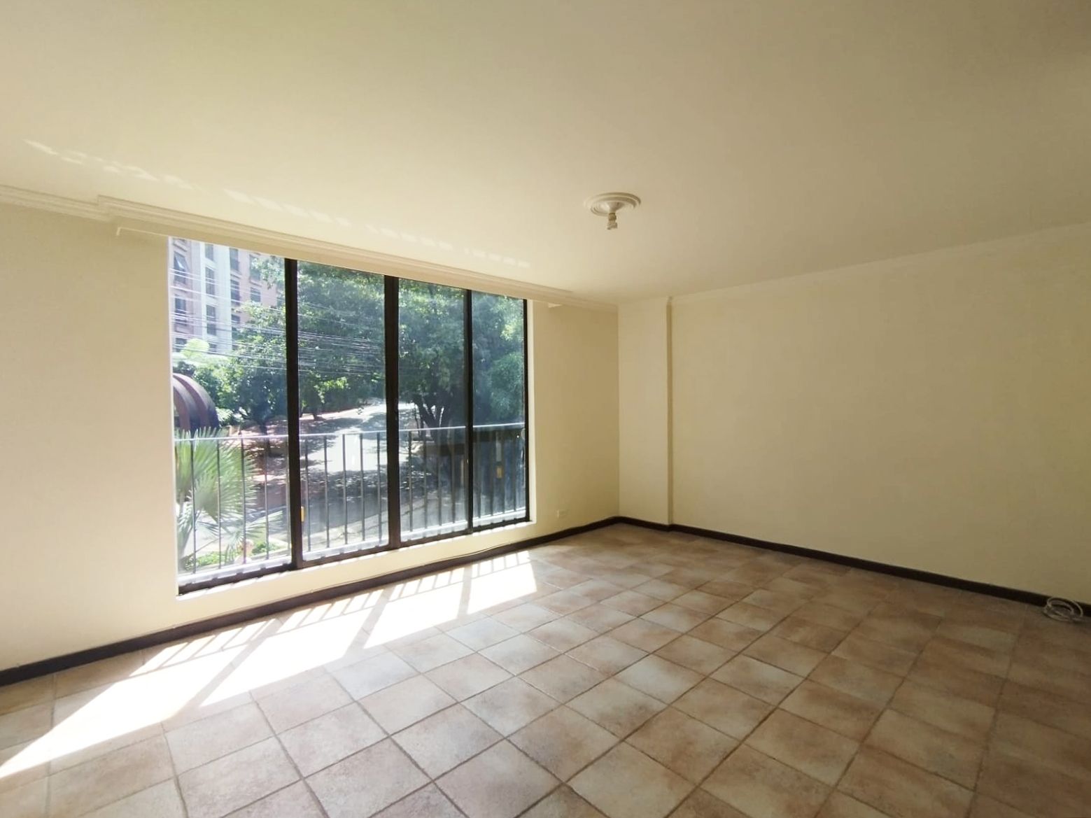 Apartamento en arriendo Antioquia Medellín El Poblado 80 m2 Habitaciones 2 Baños 2 Garajes 1 Precio $3400000