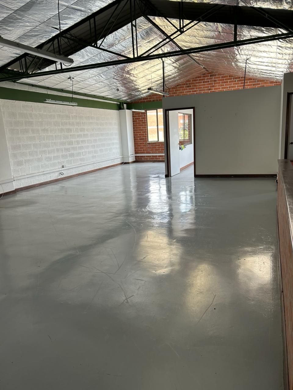Bodega en arriendo Antioquia Rionegro El Porvenir 500 m2 Habitaciones 0 Baños 0 Garajes 6 Precio $12000000