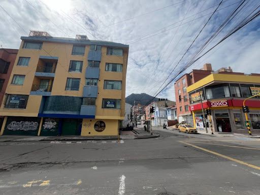 Oficina en arriendo Cundinamarca Bogotá Quesada 100 m2 Habitaciones 0 Baños 3 Garajes 2 Precio $2400000