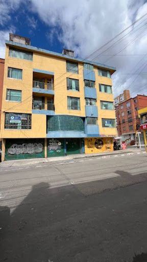Oficina en arriendo Cundinamarca Bogotá Quesada 100 m2 Habitaciones 0 Baños 3 Garajes 2 Precio $2400000
