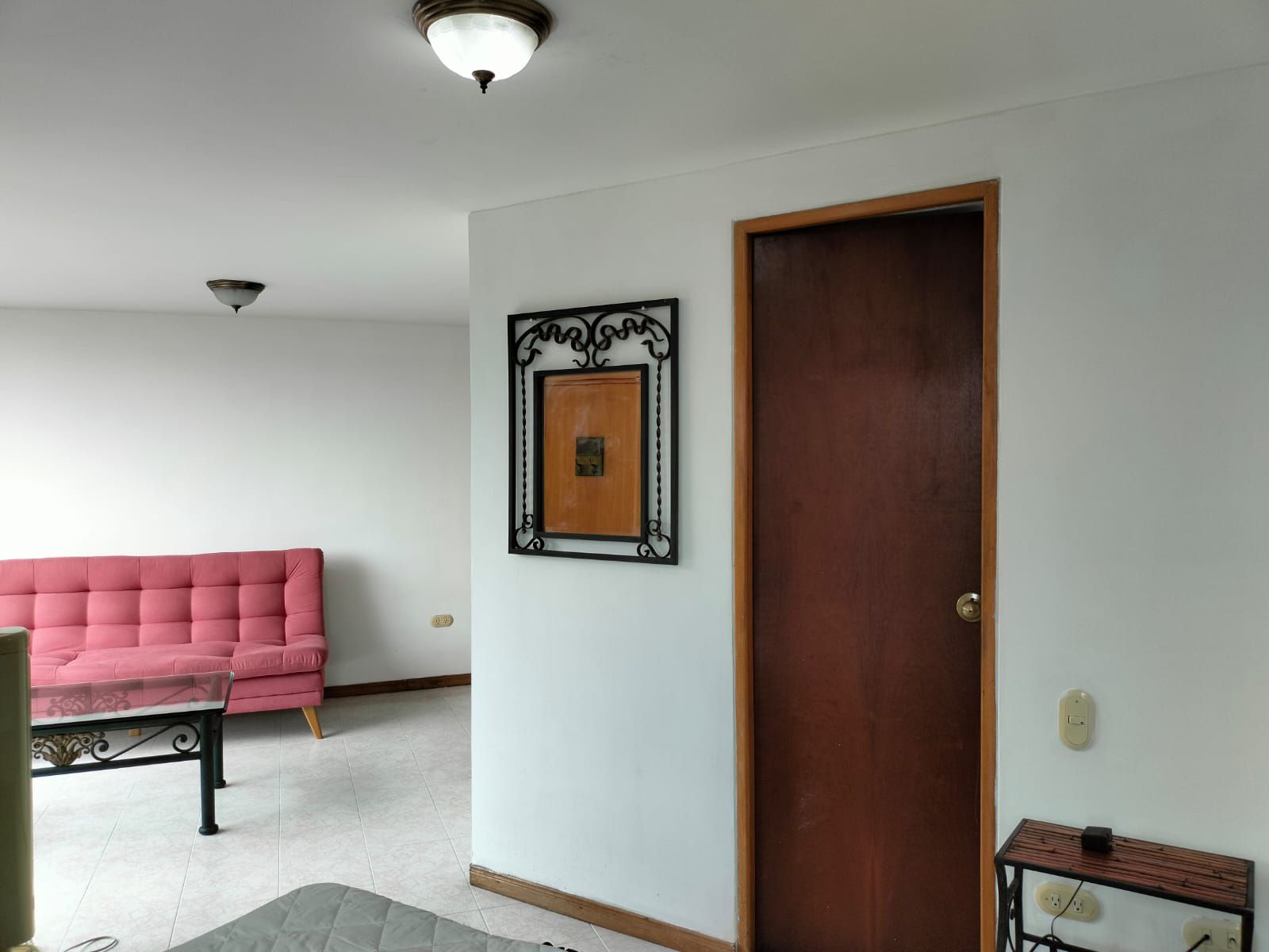 Apartaestudio en arriendo Antioquia Medellín La Aguacatala 35 m2 Habitaciones 1 Baños 1 Garajes 1 Precio $3050000