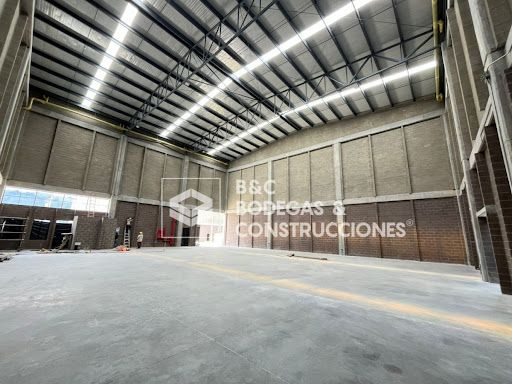 Bodega en arriendo Antioquia Guarne Santo Tomás 580 m2 Habitaciones 0 Baños 2 Garajes 1 Precio $17400000