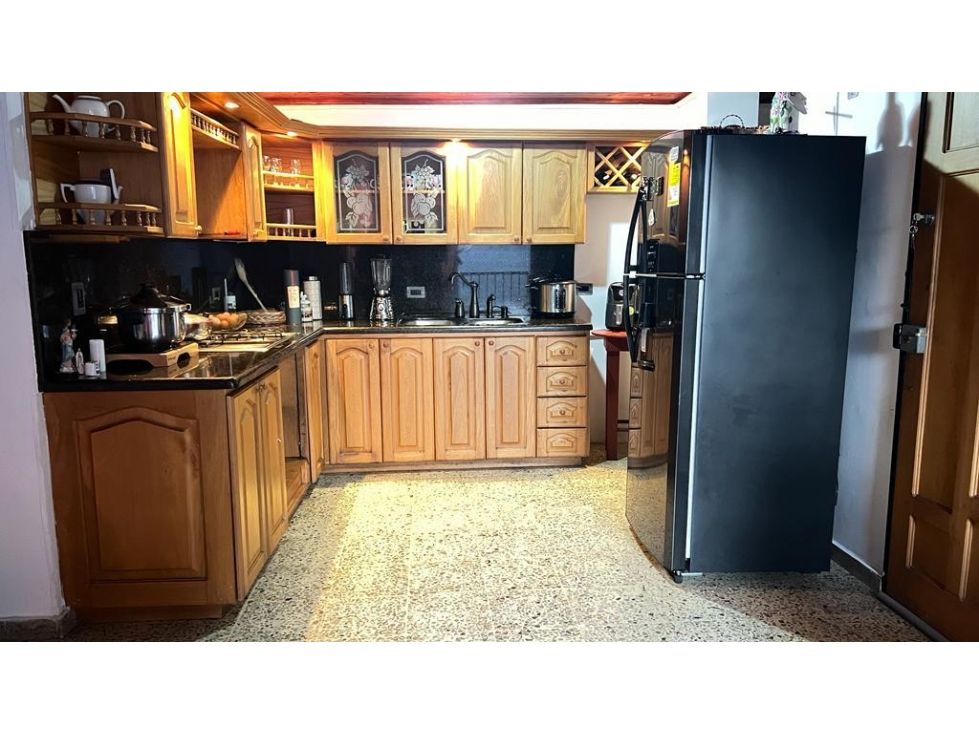 Apartamento en venta Antioquia Medellín Jesus Nazareno 60 m2 Habitaciones 2 Baños 1 Garajes 0 Precio $240000000