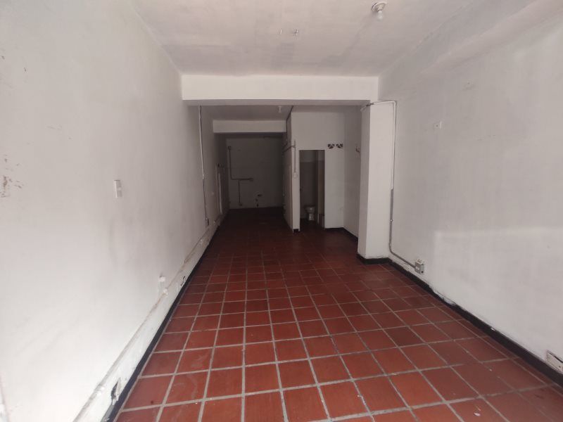 Local en arriendo Antioquia Envigado Bucarest 40 m2 Habitaciones 0 Baños 1 Garajes 0 Precio $3500000