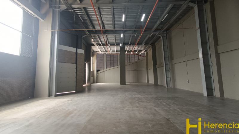Bodega en arriendo Antioquia Caldas Caldas 678 m2 Habitaciones 0 Baños 4 Garajes 0 Precio $17000000
