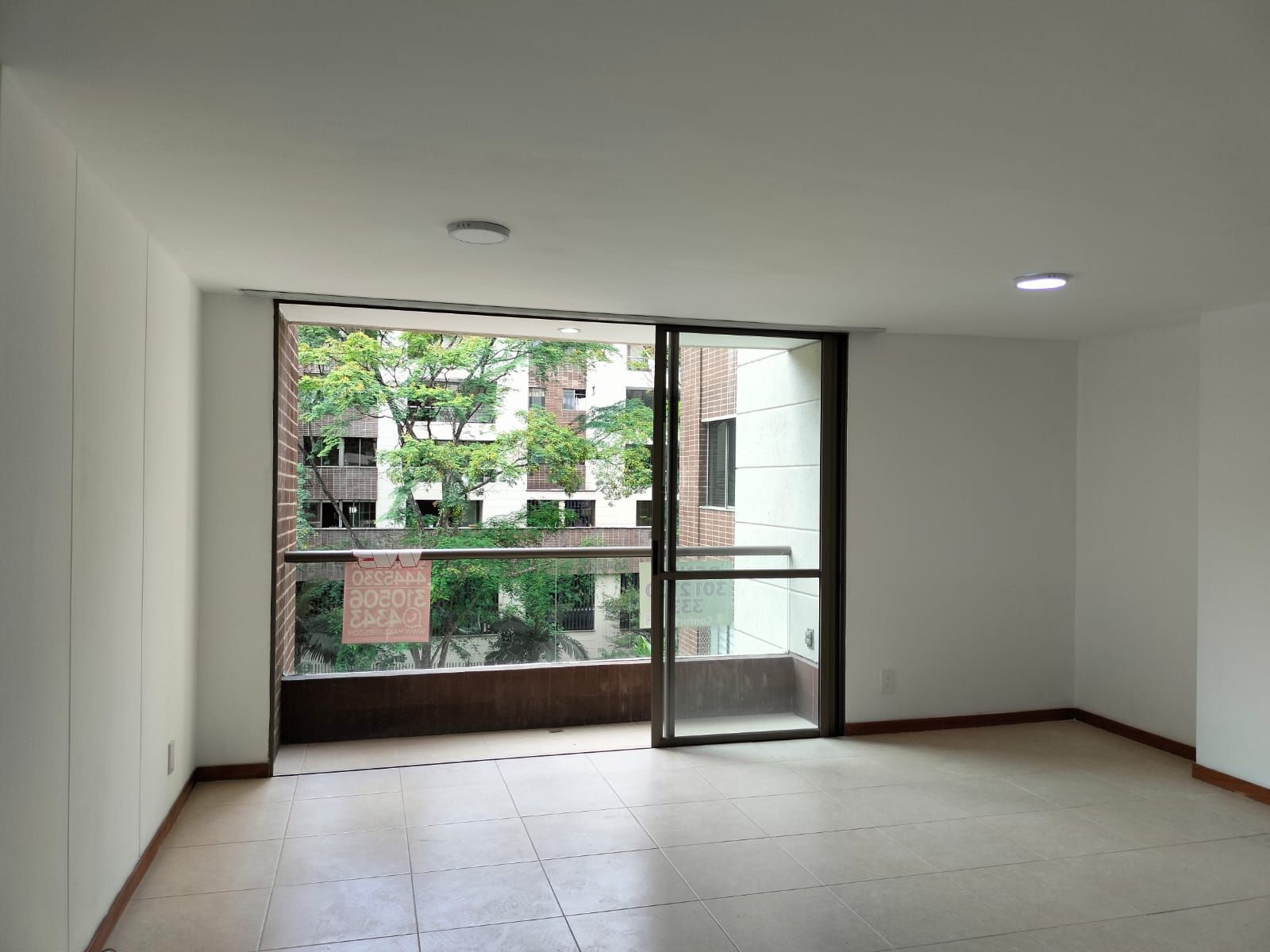 Apartamento en arriendo Antioquia Envigado Pontevedra 75 m2 Habitaciones 2 Baños 2 Garajes 1 Precio $3900000