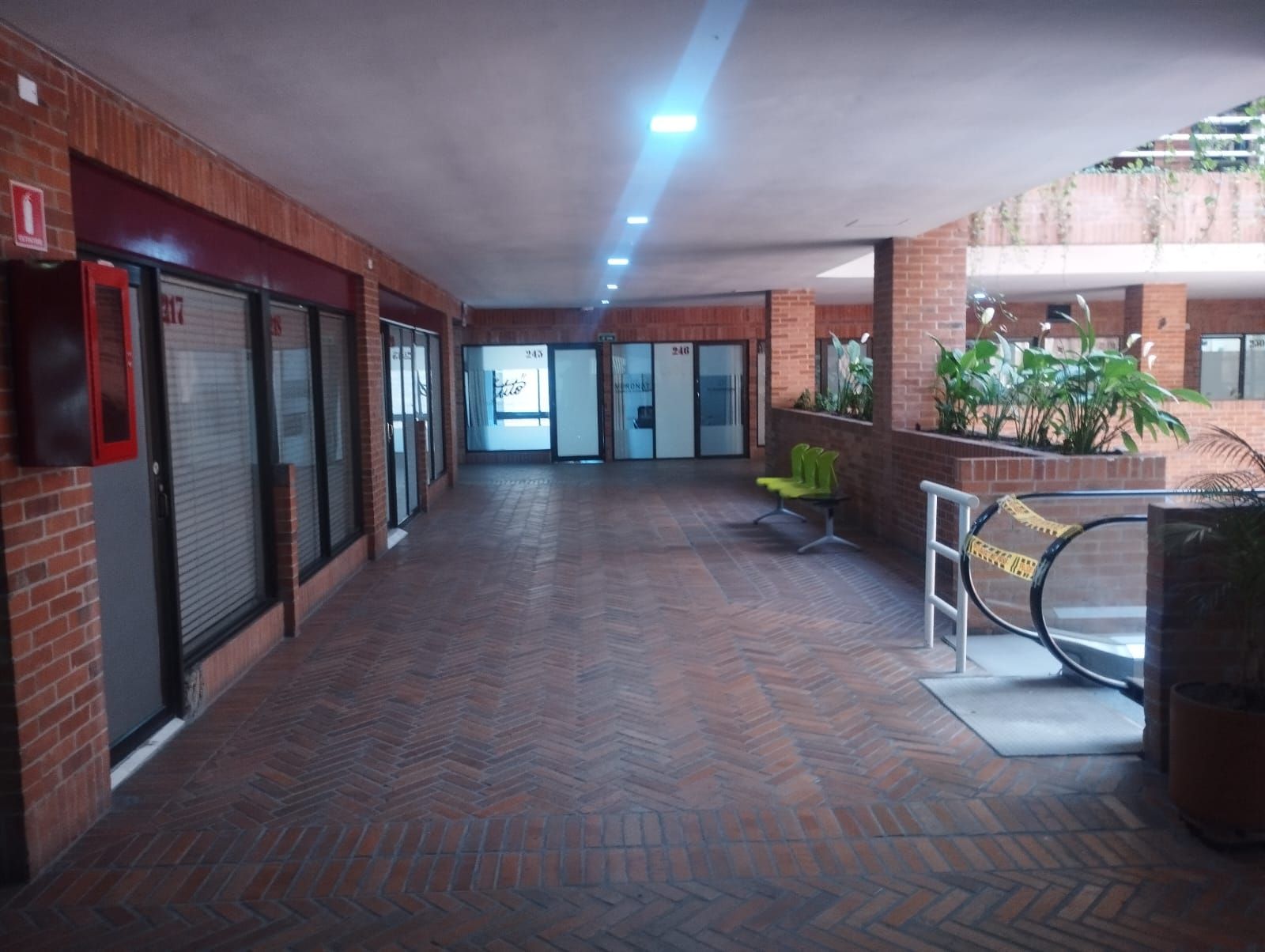 Local en arriendo Antioquia Medellín El Poblado 18 m2 Habitaciones 0 Baños 0 Garajes 1 Precio $1400000