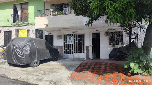 Local en arriendo Antioquia Medellín Castilla 35 m2 Habitaciones 0 Baños 1 Garajes 1 Precio $800000