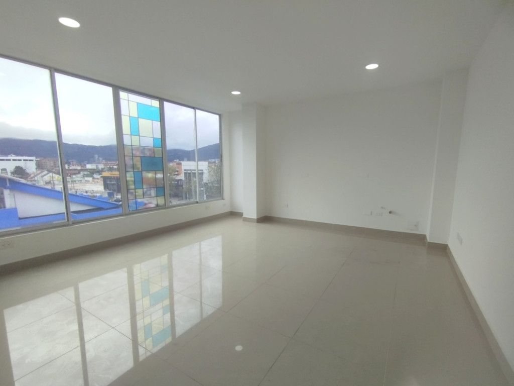 Oficina en venta Cundinamarca Bogotá Potosí 23 m2 Habitaciones 0 Baños 0 Garajes 0 Precio $185000000