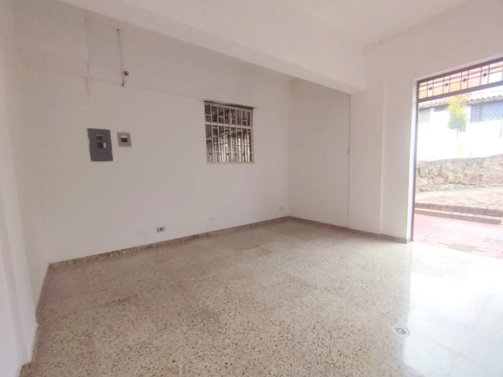 Local en arriendo Cundinamarca Bogotá Ub Bosques 20 m2 Habitaciones 0 Baños 1 Garajes 0 Precio $1363000