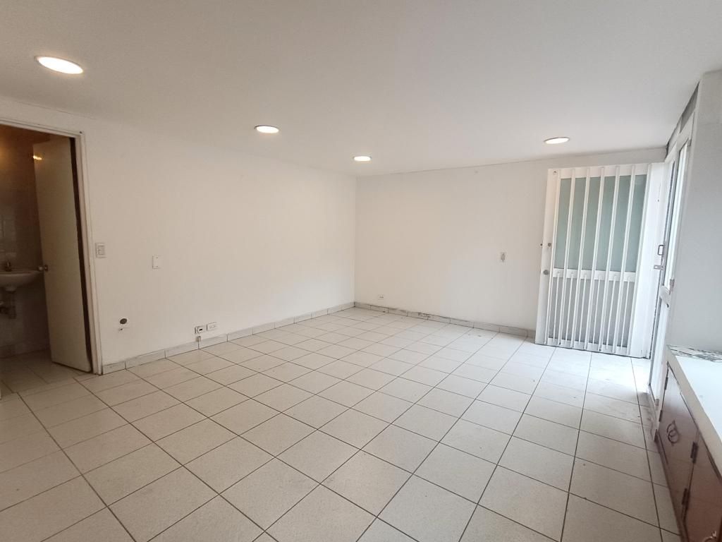 Local en arriendo Cundinamarca Bogotá Julio Flórez 24 m2 Habitaciones 0 Baños 1 Garajes 0 Precio $1469000
