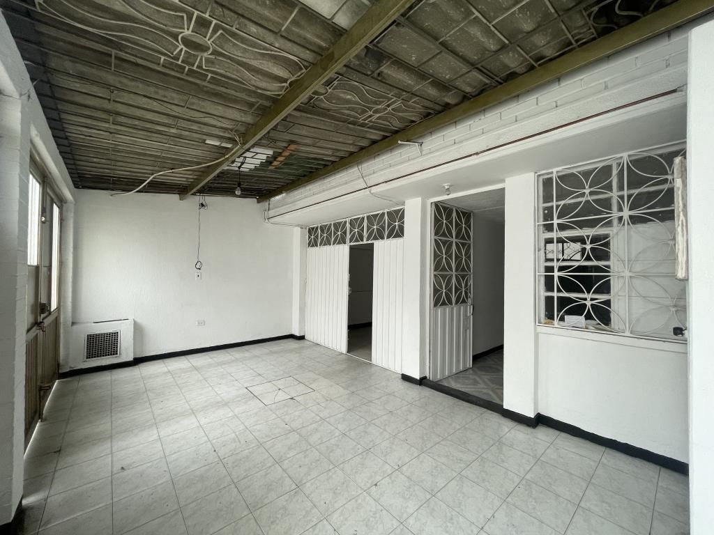 Casa en venta Cundinamarca Bogotá Paloblanco 275 m2 Habitaciones 4 Baños 4 Garajes 2 Precio $700000000