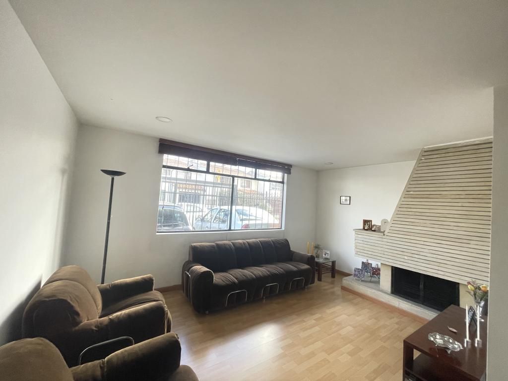 Casa en venta Cundinamarca Bogotá Potosí 182 m2 Habitaciones 3 Baños 3 Garajes 2 Precio $900000000