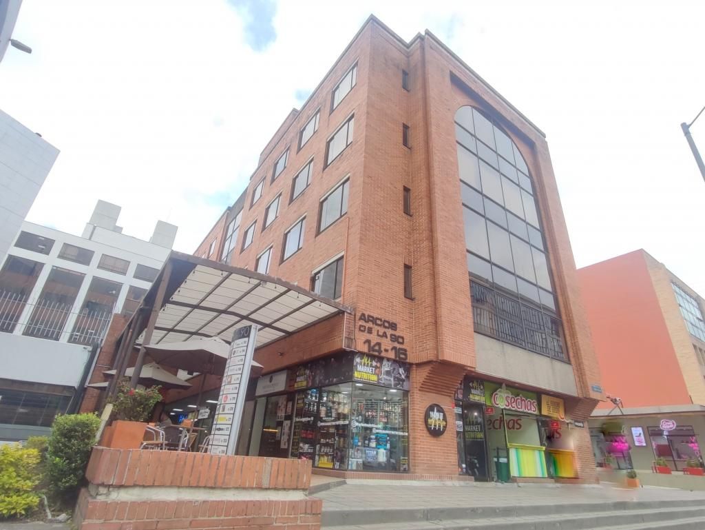 Oficina en arriendo Cundinamarca Bogotá Chico 28 m2 Habitaciones 0 Baños 1 Garajes 0 Precio $2447000