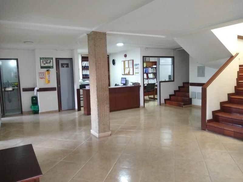 Casa en venta Cundinamarca Bogotá Teusaquillo 902 m2 Habitaciones 1 Baños 13 Garajes 0 Precio $1800000000