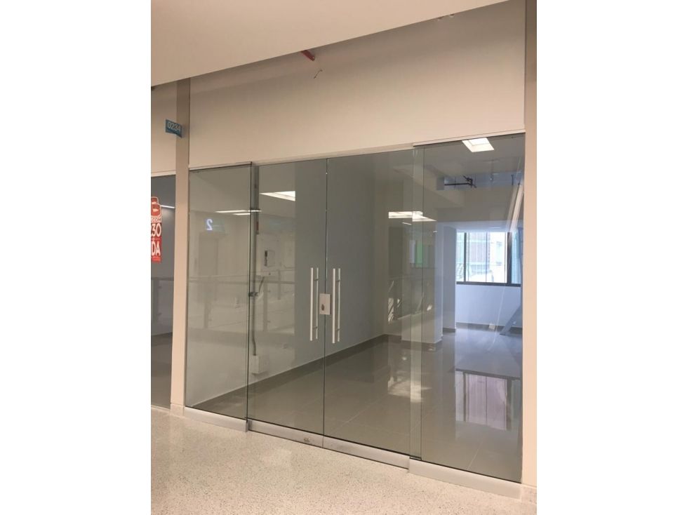 Local en arriendo o venta Antioquia Medellín Bombona No1 24 m2 Habitaciones 0 Baños 0 Garajes 0 Precio venta $210000000 Precio arriendo $1841000